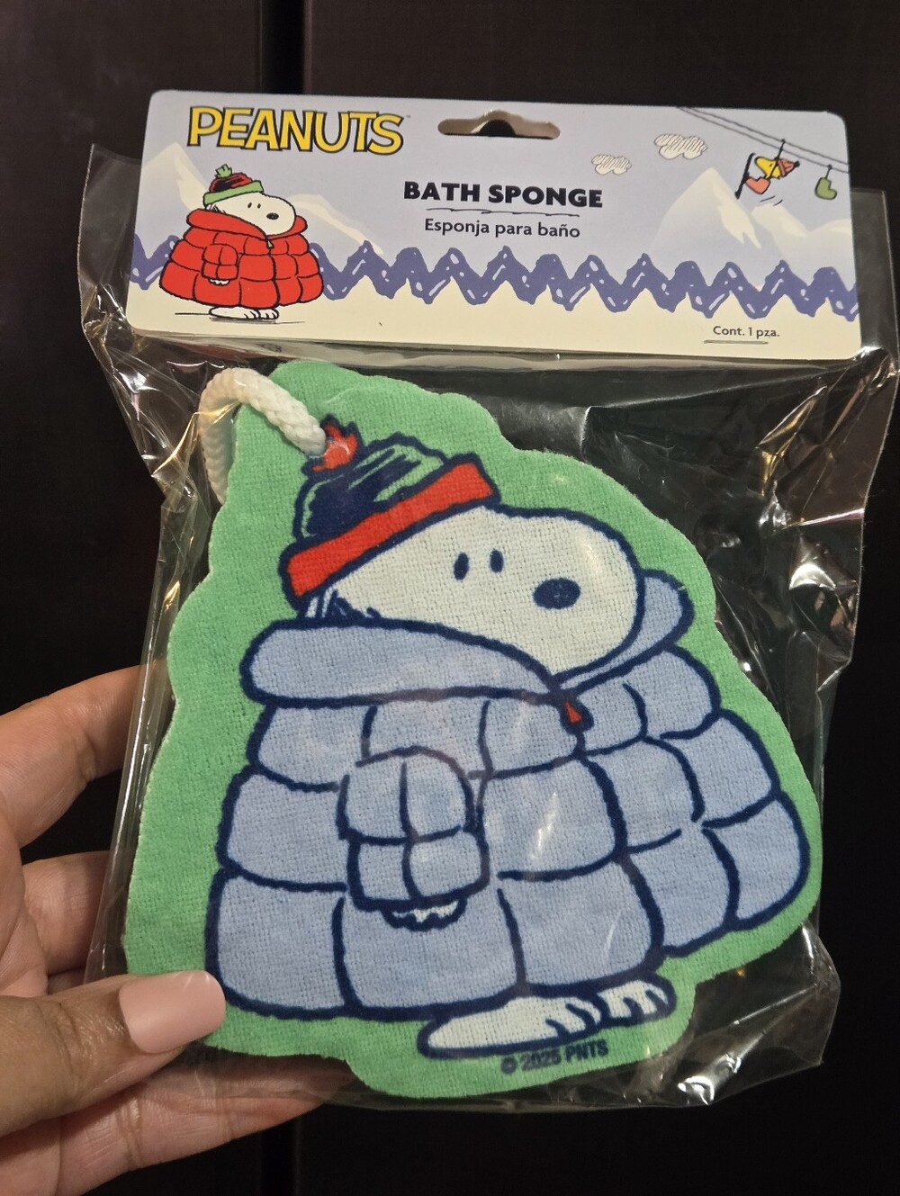Peanuts Snoopy Green, Light Blue & Red Bath Sponge with Rope - Picture 3 of 6